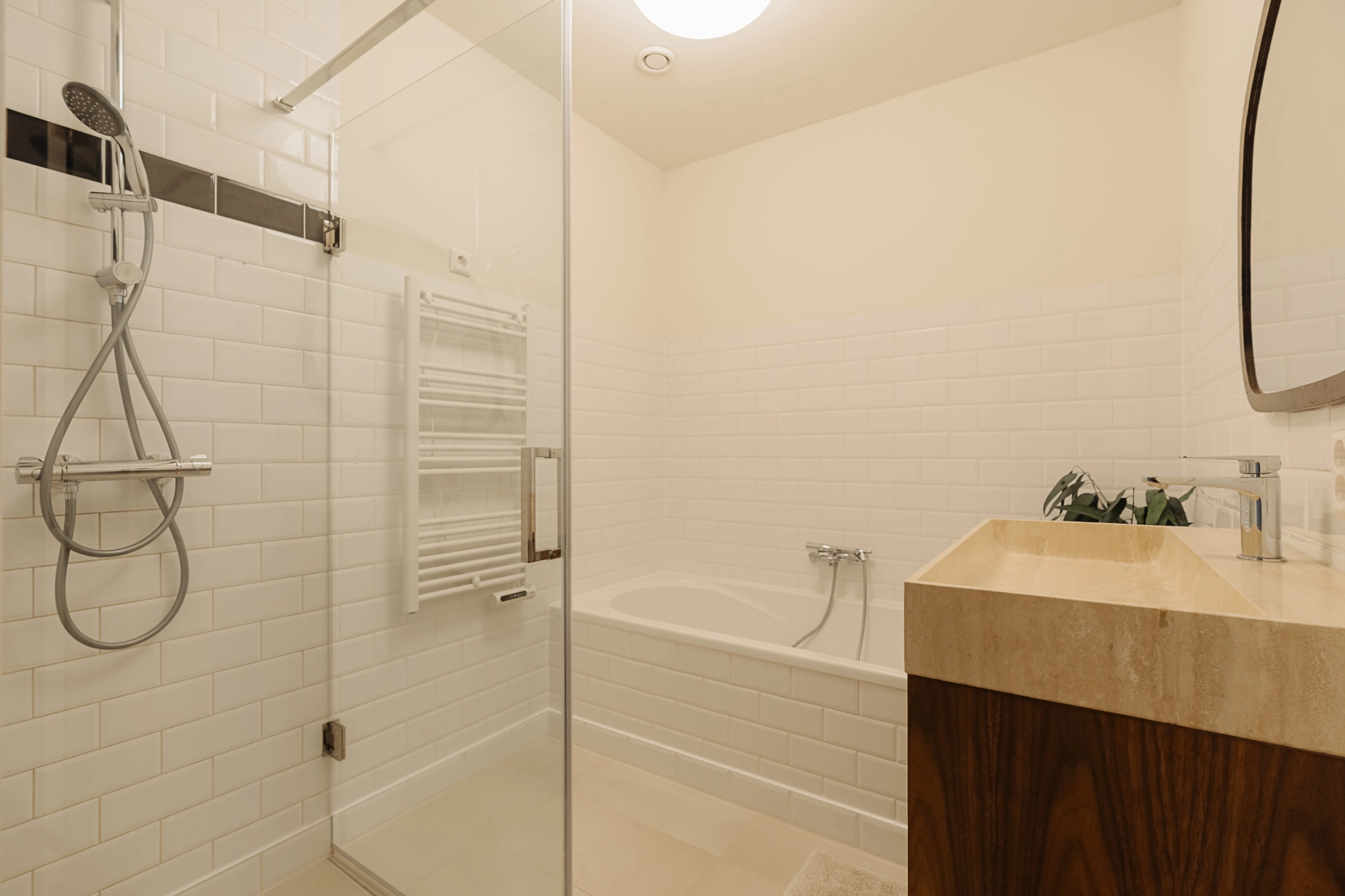 AM106684-2073777-Jacob-van-Lennepstraat-37-1,-Amsterdam-247892116