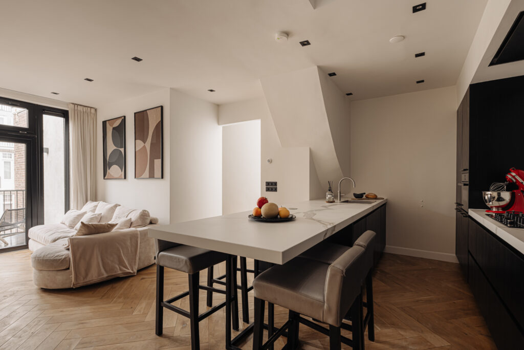 Queen's Way 155-3, Amsterdam - Image 11