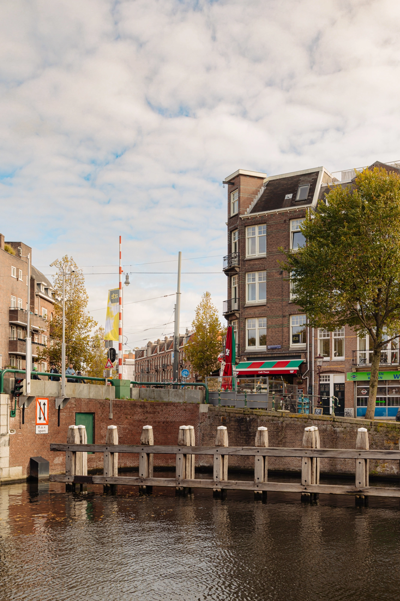 AM106772-2088932-Chasséstraat-103huis,-Amsterdam-251400928