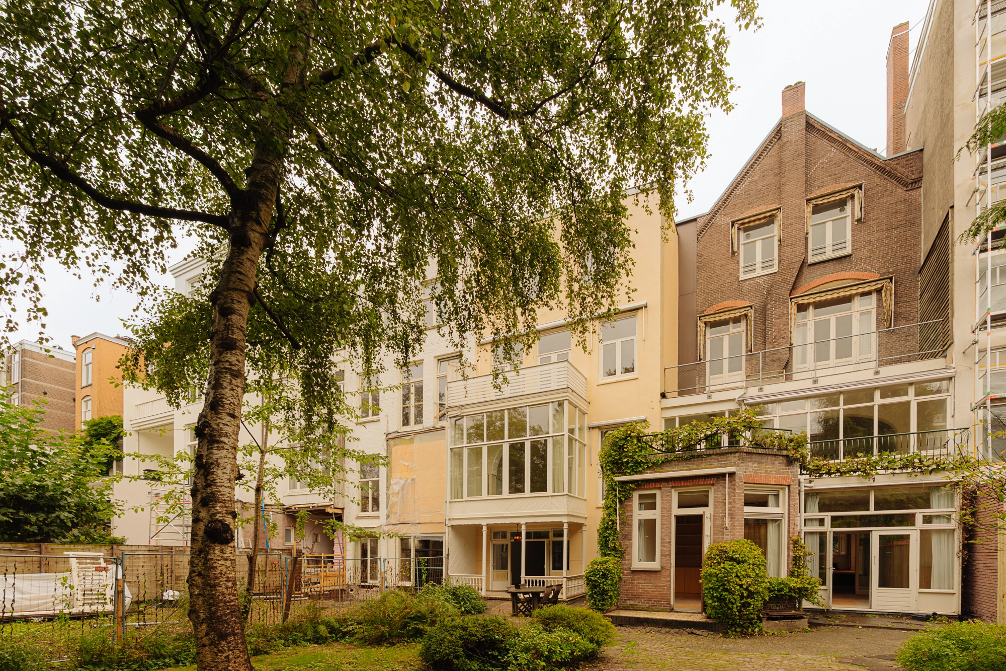 AM106789-2079432-Van-Eeghenstraat-95-2,-Amsterdam-249266856