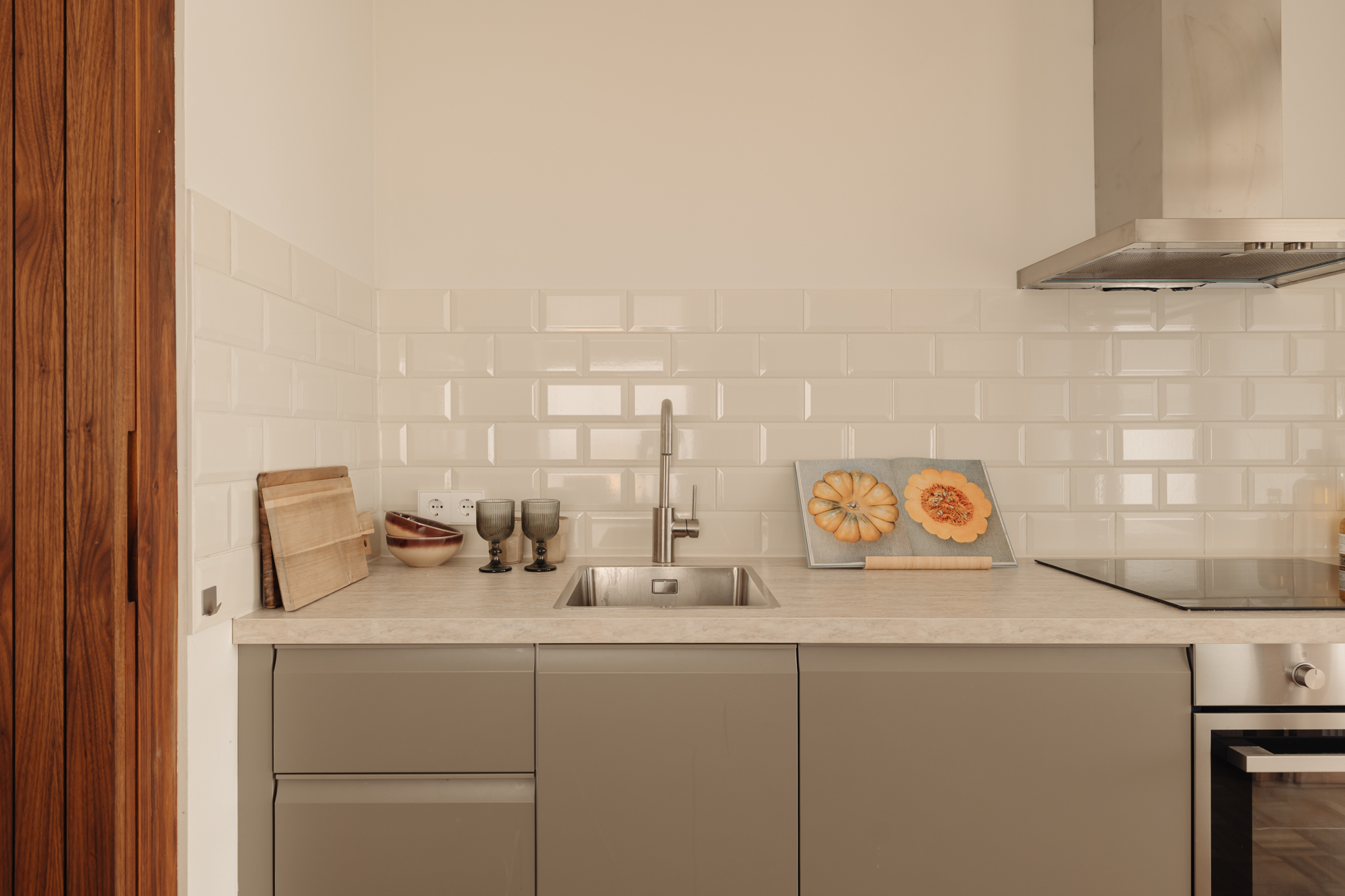 AM107082-2130376-Weesperzijde-99D, Amsterdam-272617908