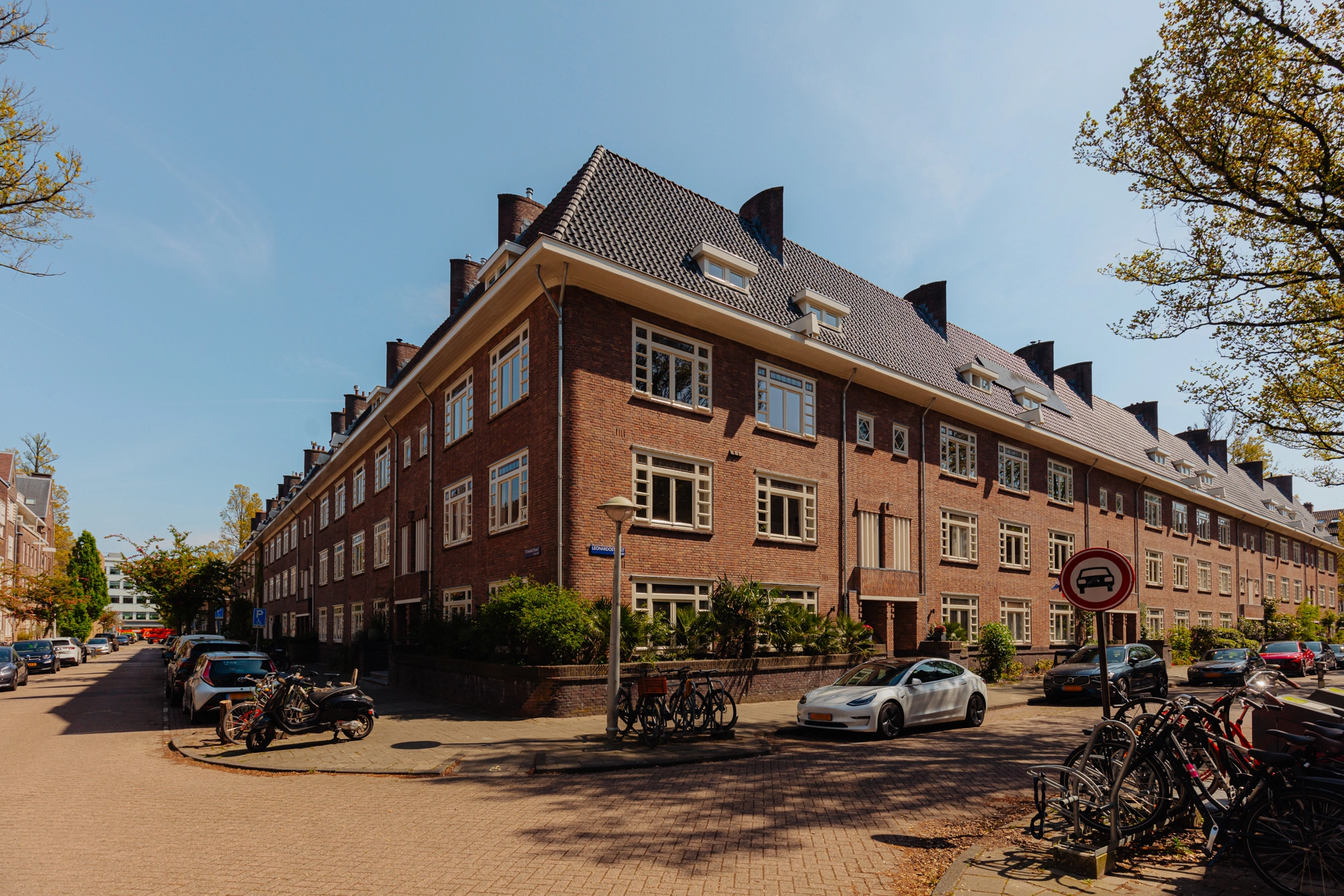 AM17957-2005010-Leonardostraat-1-2,-Amsterdam-227741128