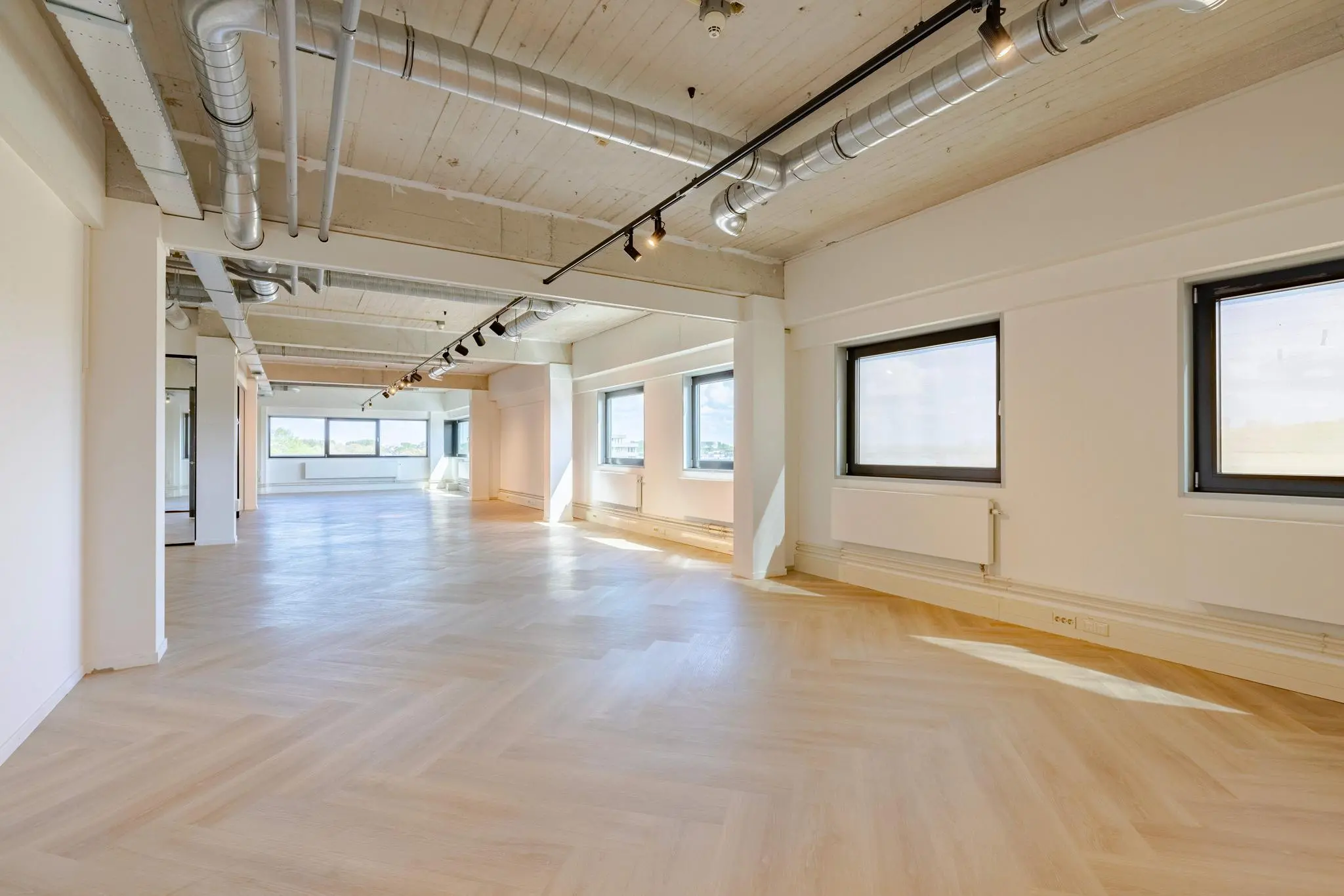 B103338-1876154-Joan-Muyskenweg,-Amsterdam-duivendrecht-185166077