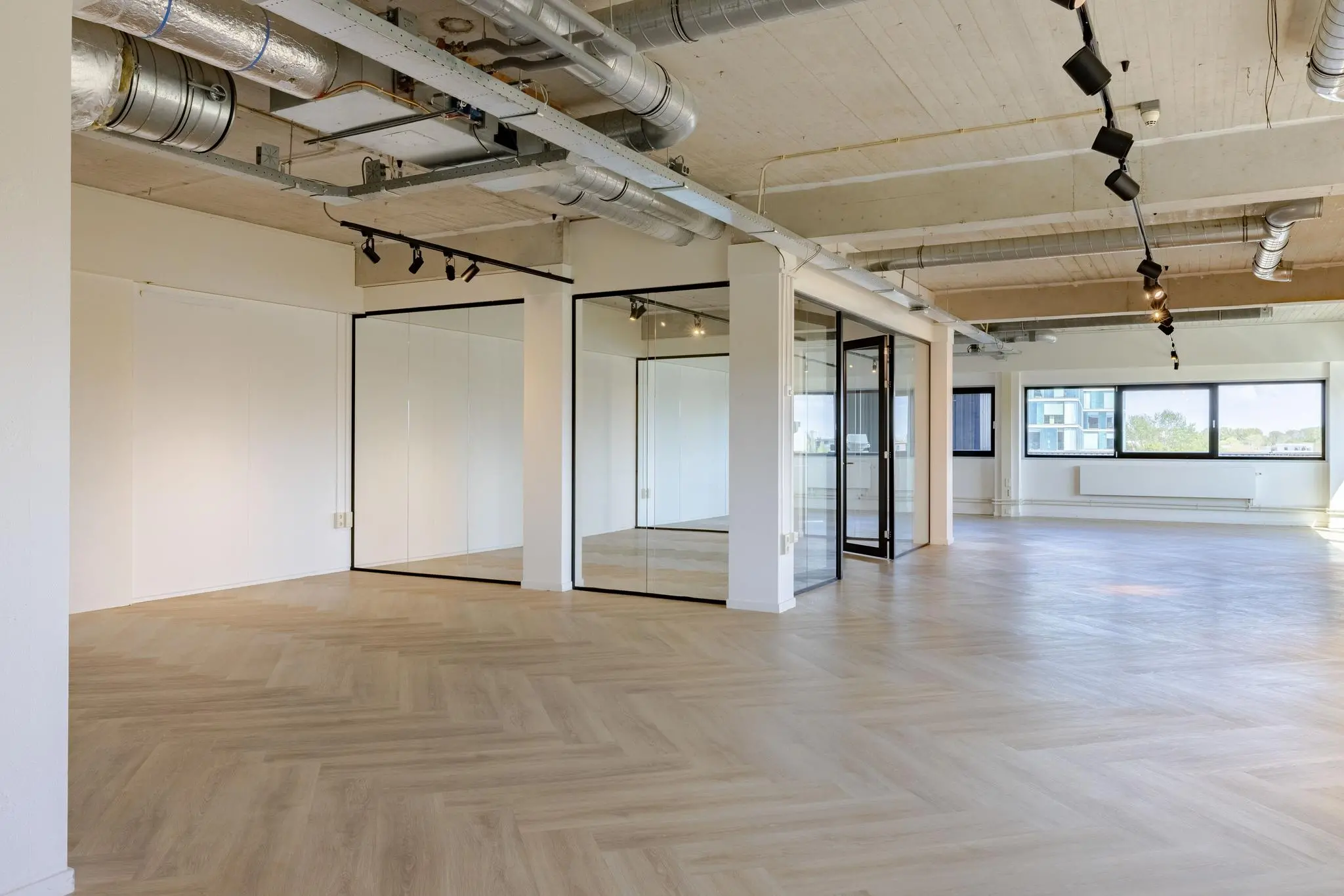 B103338-1876154-Joan-Muyskenweg,-Amsterdam-duivendrecht-185166105