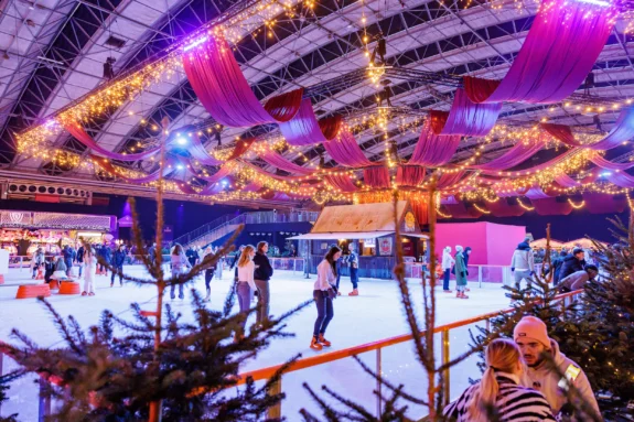 tijdens-het-amsterdams-winterparadijs-kunnen-mensen-onder-meer-1